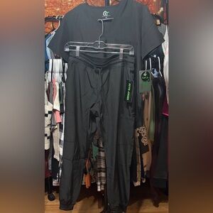 ✨ GT Performance Black Jogger Scrub Set V-Neck Top | Medium Petite | NWT ✨
